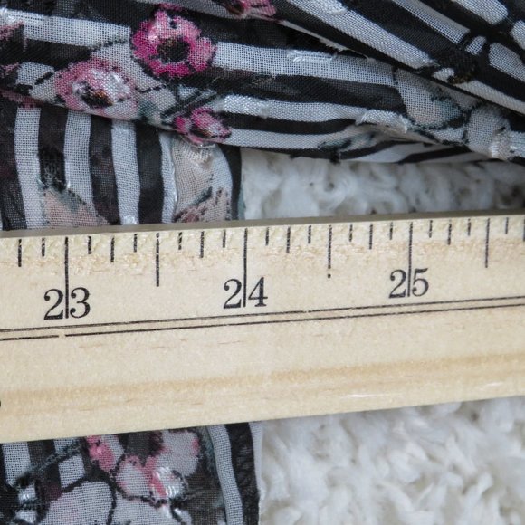 Alyx* Women's Ruffled‎ 3/4 Sleeve Crew Neck Curved Hem Pullover Blouse Size~ 2X - Picture 10 of 12